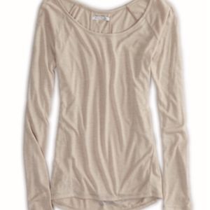 American Eagle long sleeve shirt